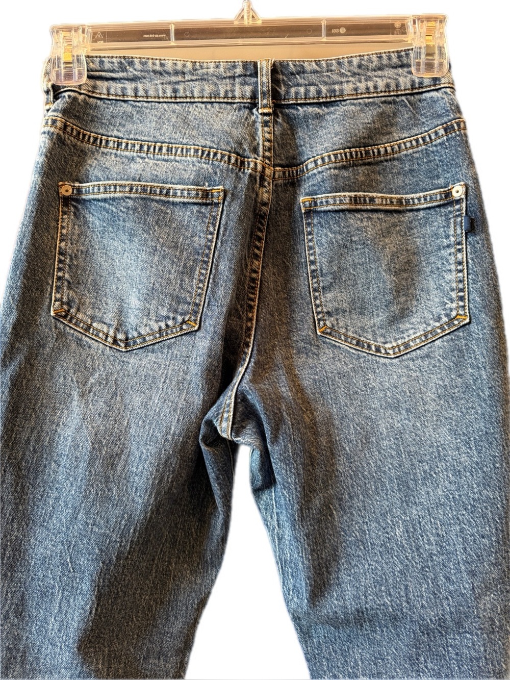 Pilcro Vintage Straight Distressed Blue High-Rise jeans size 29 like new - Picture 6 of 15